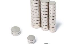 定制百色強(qiáng)力磁鐵價(jià)格怎么樣？「聚盛磁鐵」